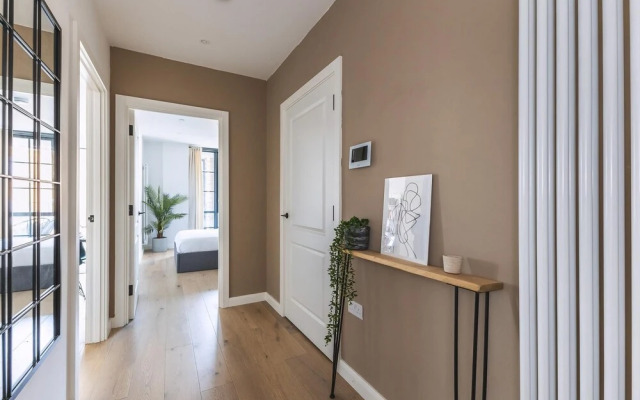 Stylish Hackney Wick Apartment With Terrace