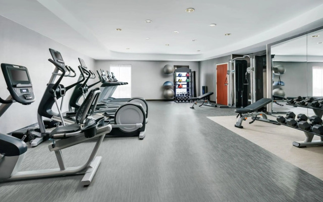 Courtyard By Marriott Farmington
