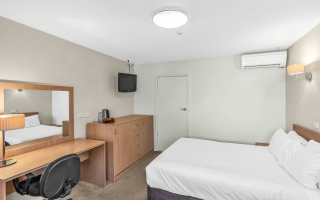 Tall Trees Ainslie Motel