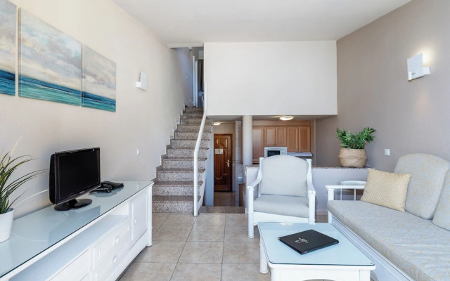 Apartamentos Punta Marina by LIVVO