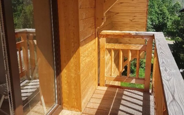 LES Balcons DE Pierre Pomme N°4 : 5 Pièces 8 Personnes / 5 Rooms 8 People