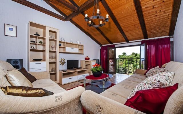 Apartment Mirela with Sea view