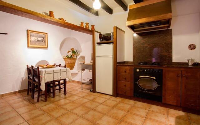 Villa - 4 Bedrooms with Pool and WiFi - 103220