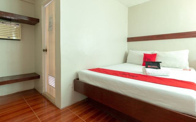 RedDoorz @ Paterno Street Tacloban