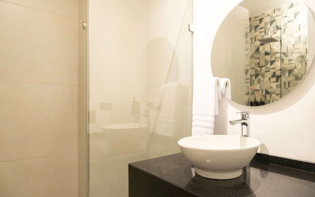 w Flawless 1BR w AC Near Ciudad Amurallada