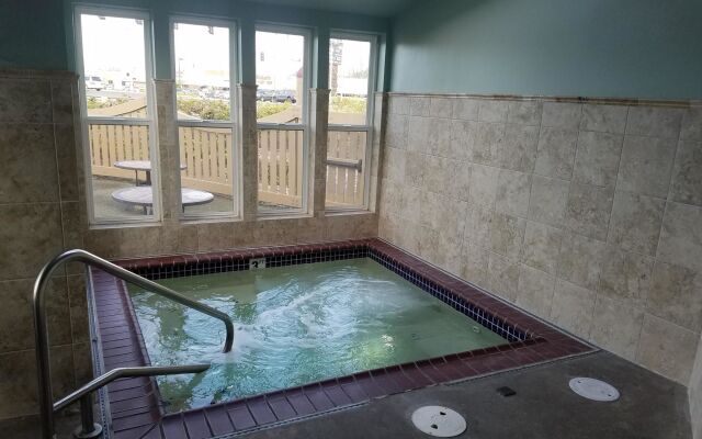 Best Western Plus Rivershore Hotel