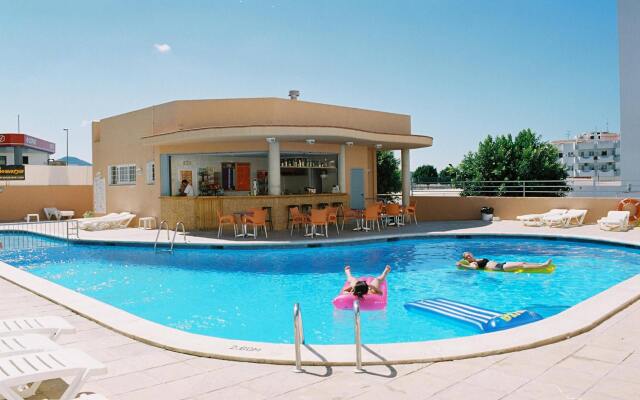 Poniente Playa Aparthotel