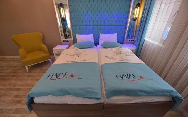 Hayat Rose Hotel