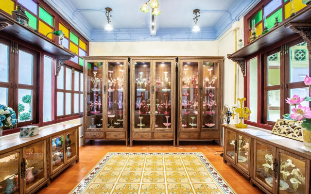 Woo Gallery and Boutique Hotel