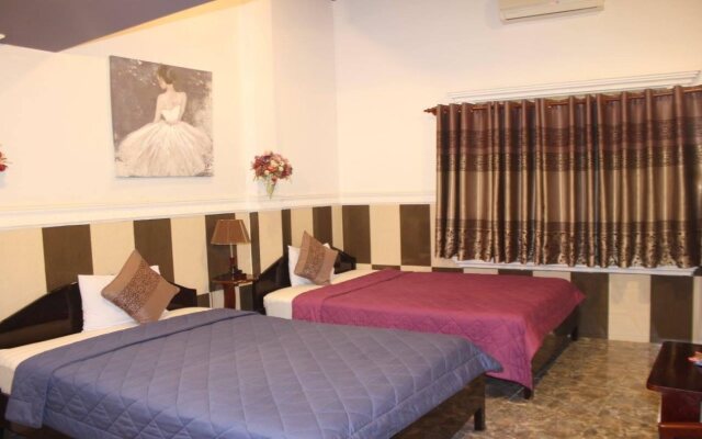 Tay Ho Hotel