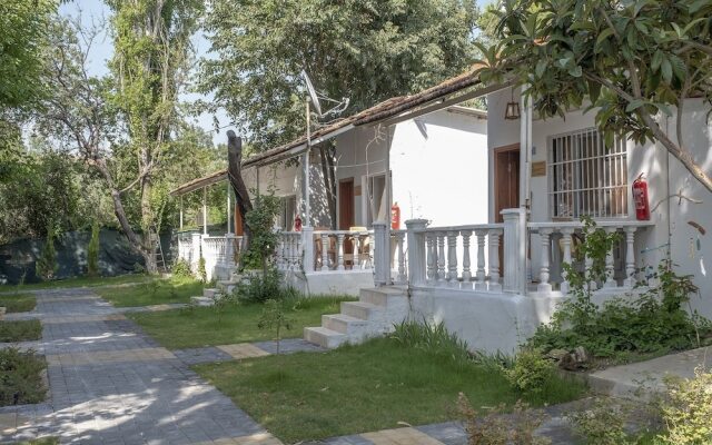Naz Beach Bungalow