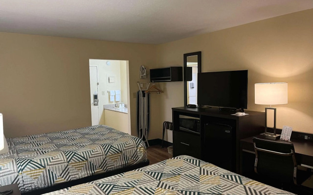 Motel 6 Forsyth, GA – Tift College