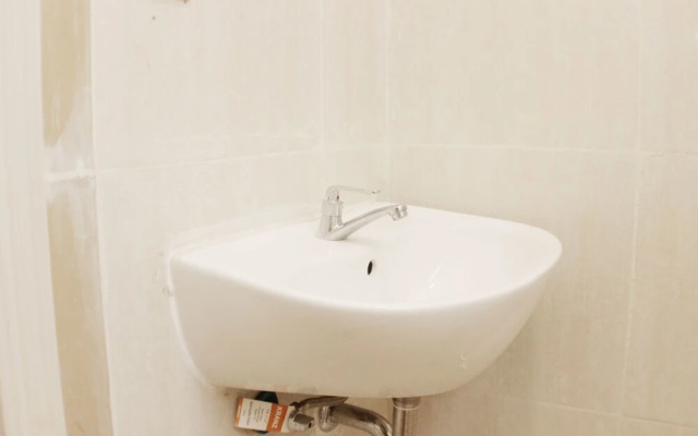 Warm And Cozy Studio At Meikarta Apartment