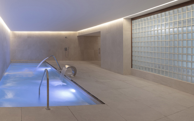 H10 Porto Poniente Hotel