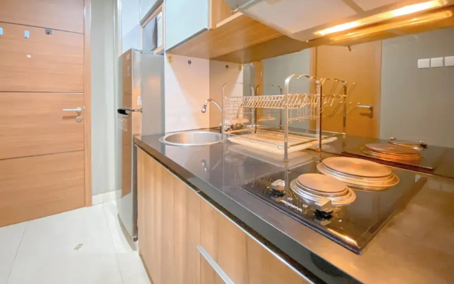 The Regal Studio At Dago Suites Apartment
