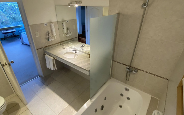 Hosteria Puertas del Sol