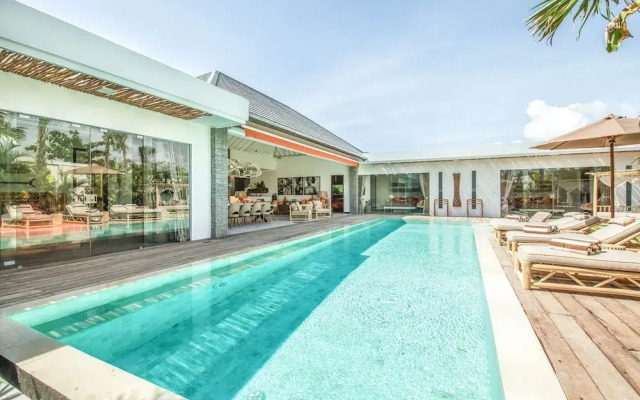 Swiss 2 Villa in Dalung