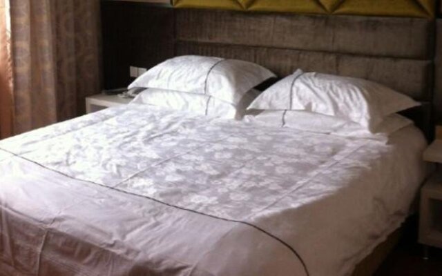 Longquan Longcheng Boutique Hotel