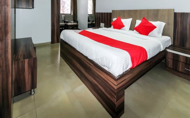OYO 12522 Hotel Panchganga