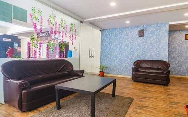 FabHotel Broholic