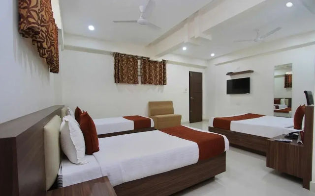 Heramba Comforts By OYO Rooms
