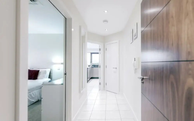 Roomspace Apartments -New Manor House