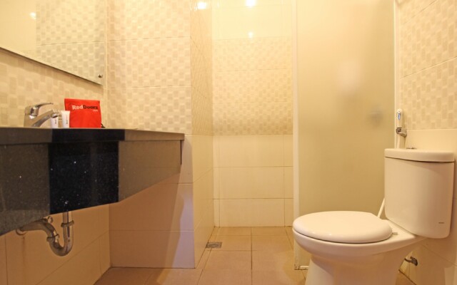 Reddoorz Premium near Sleman City Hall