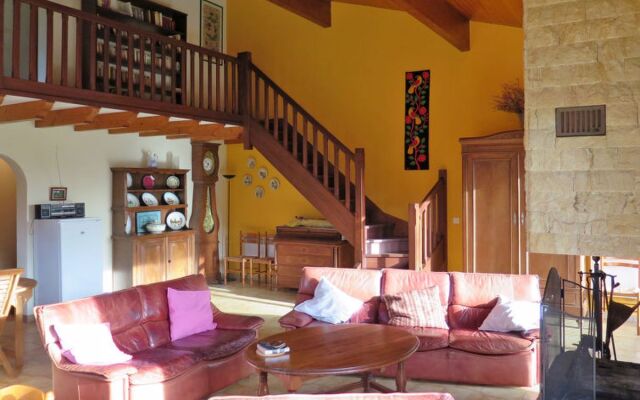 Holiday Home Le Hameau du Point du Jour - LCA190