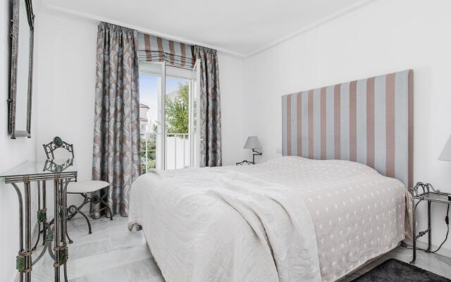 Las Jacarandas 1B in Estepona