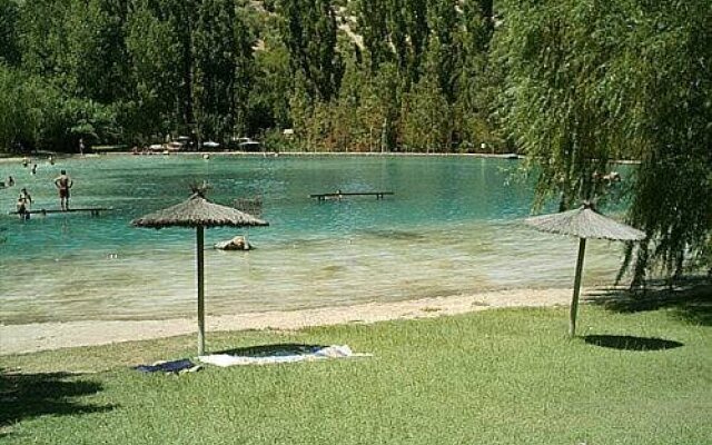 Al Lago Rural Hotel and Restaurant