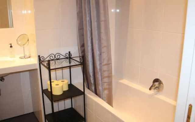 Opera Studio Apartment