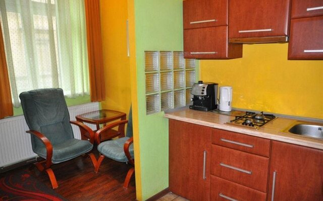 Rainbow Apartments 2
