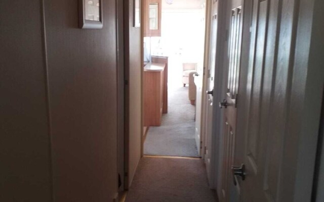 Captivating 2-bed 6 Berth Caravan in Ingoldmells
