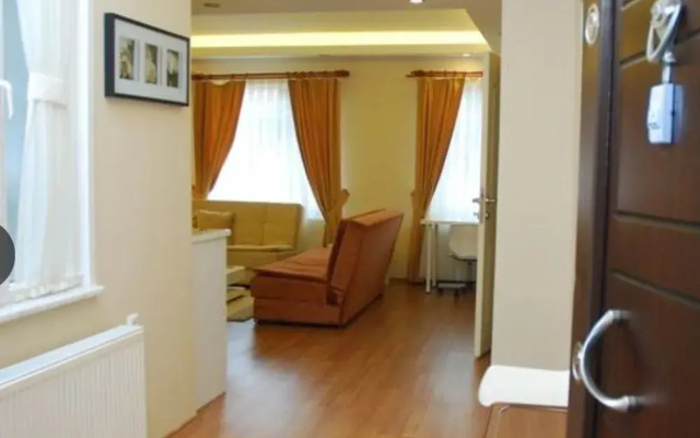 Ali's Residence
