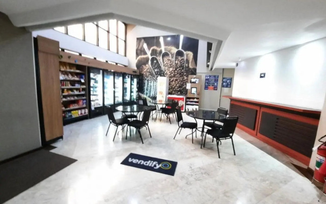 Flat Qi Ibirapuera com Sacada Uh-2307