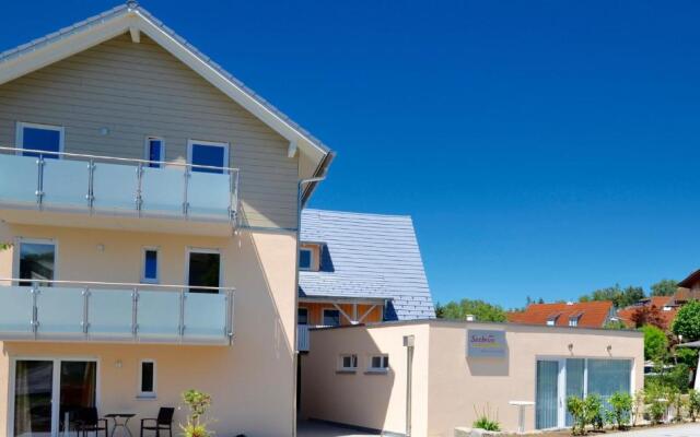 Seebrise mit Musik und Wein