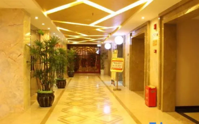 Three Gorges Feng Hotel (Zhongxian Guoyuan Road)