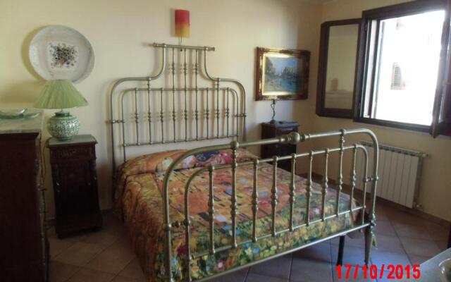 Holiday home Santa Flavia 2
