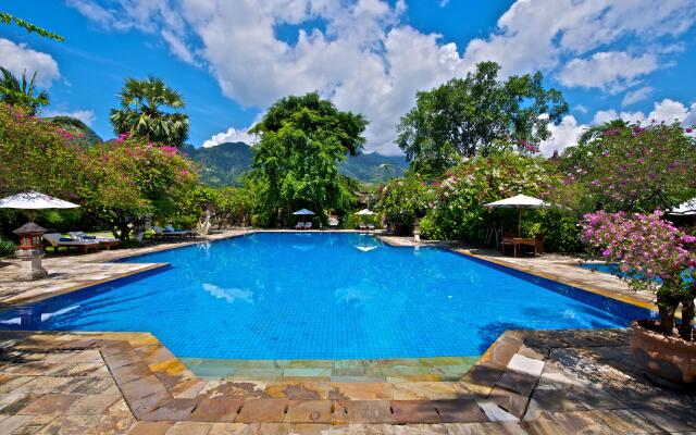 Matahari Beach Resort & Spa
