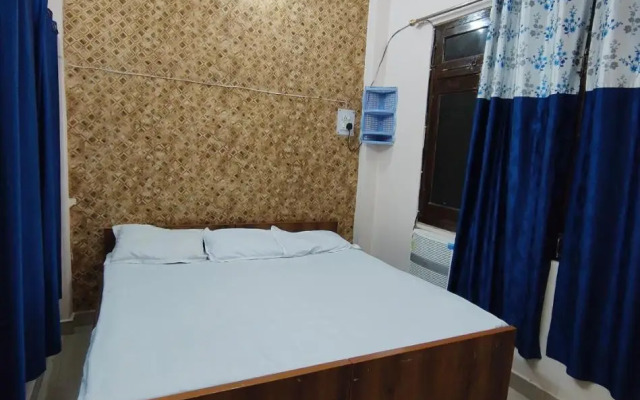 Krishna paying guest house