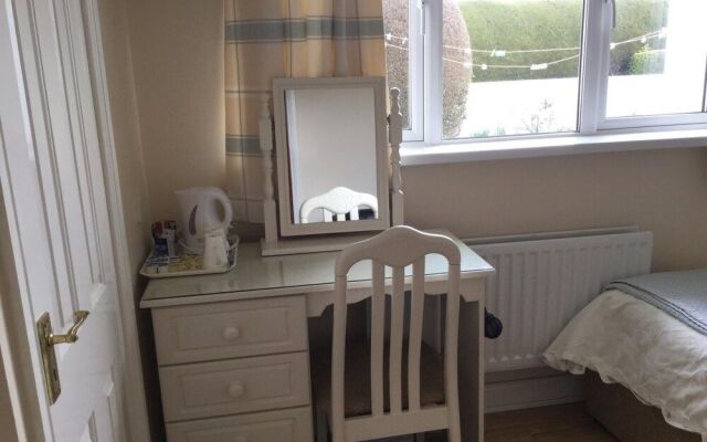 Fairlawns Bed & Breakfast