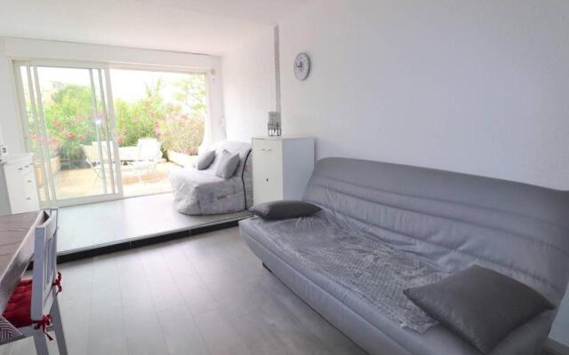 Appartement Le Grau-du-Roi, 1 pièce, 4 personnes - FR-1-307-36