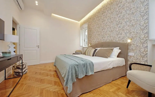 YCH-Luxury home near Piazza Venezia