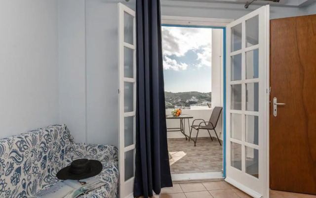 Nick & Debbie's two-storey apartment