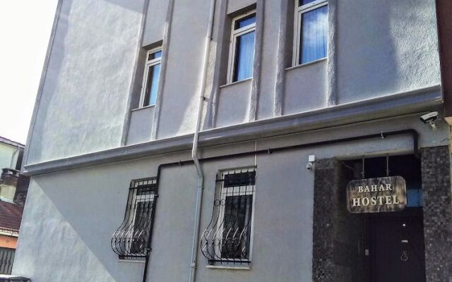Bahar Hostel