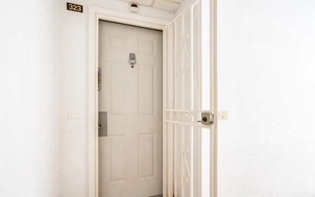 Phoebe's Flat Los Cristianos by LoveTenerife