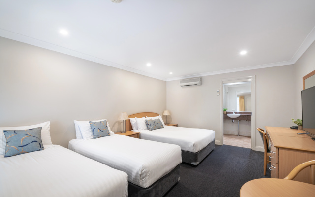 Heritage Inn Bathurst – Guest Rooms – Bathurst