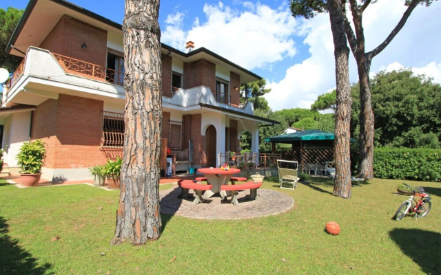 Marcella Forte dei Marmi