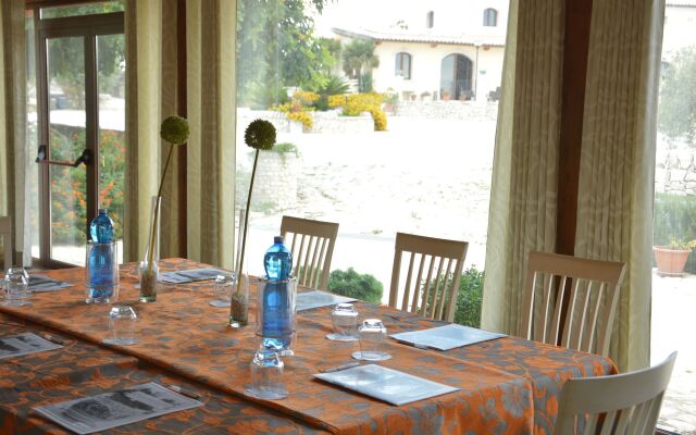 Artemisia Resort