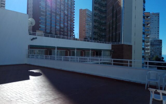 Apartment 1 bedroom 90m Levante Beach